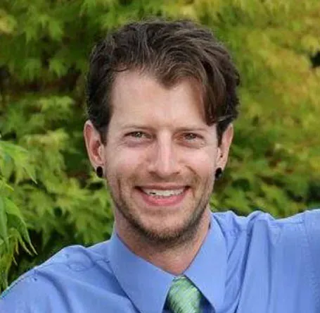 Portrait of Graham Mueller
