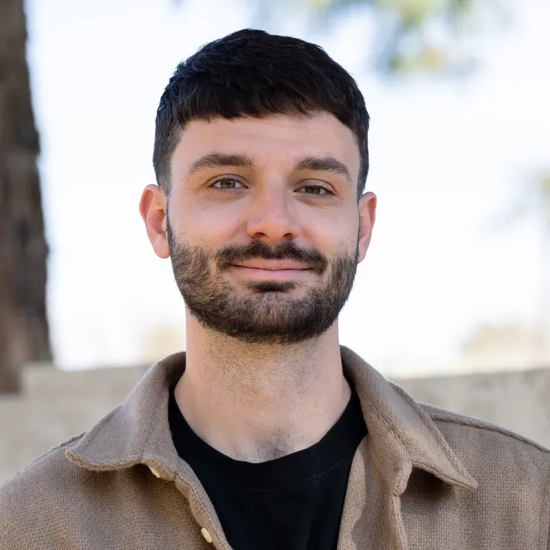 Portrait of Ryan Deramus